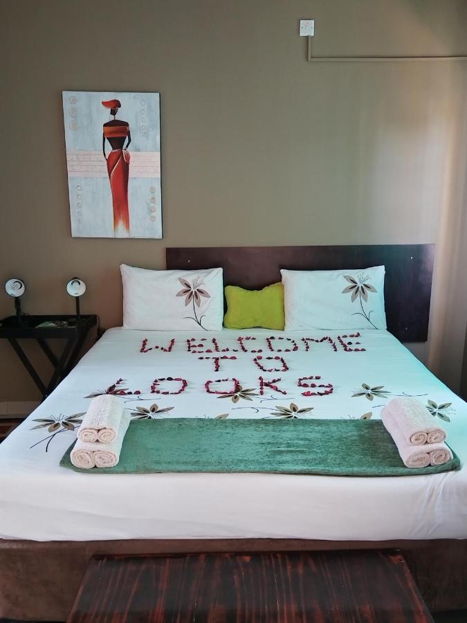 Looks Cottages Self Catering Apartments Kasane Eksteriør bilde